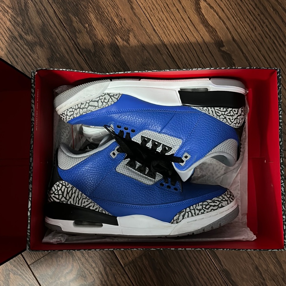 COPY - Jordan 3 Retro Varsity Royal Cement